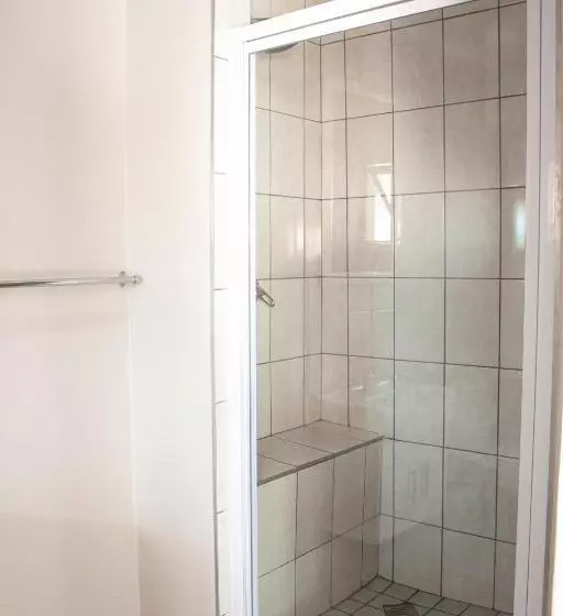 Majatalo Kelzane Self Catering