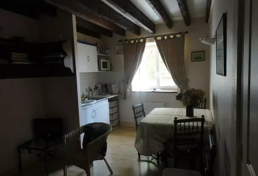 Aamiaismajoitus (B&B) Au Clos Des Colombages