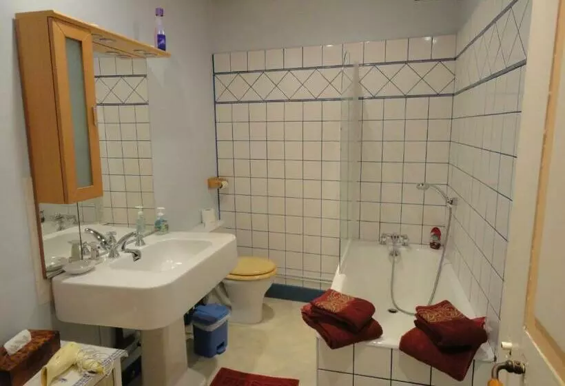 Aamiaismajoitus (B&B) Au Clos Des Colombages