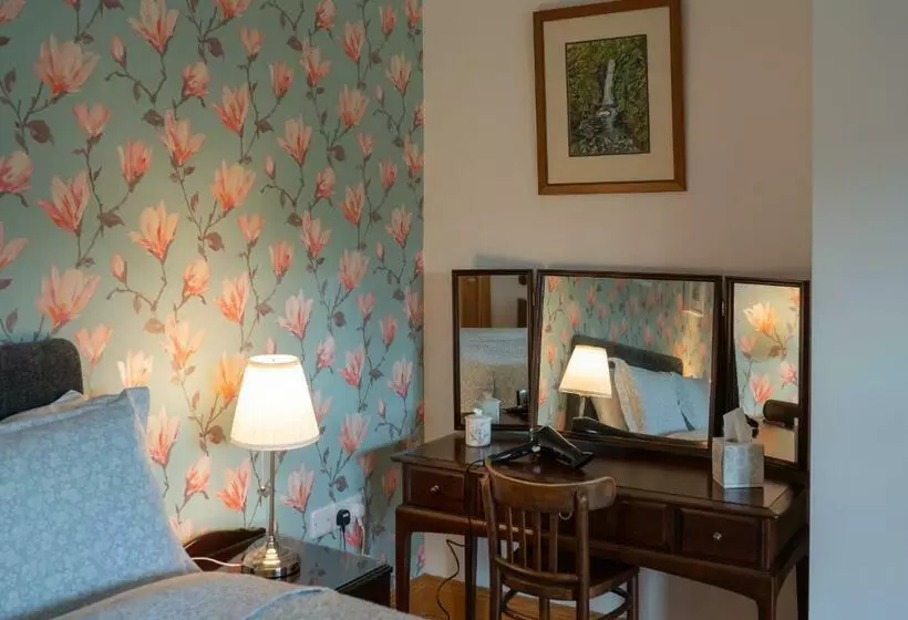 ベッドアンドブレックファースト Ballycairn House