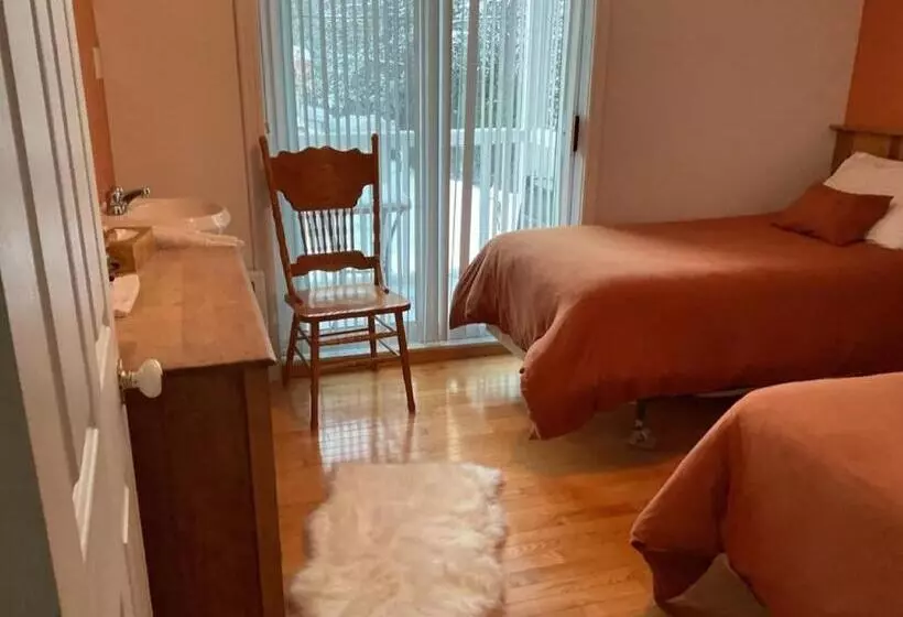 Aamiaismajoitus (B&B) Gite Du Lac Docteur