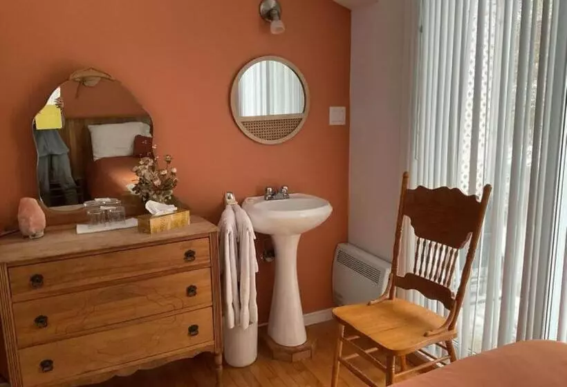 Aamiaismajoitus (B&B) Gite Du Lac Docteur