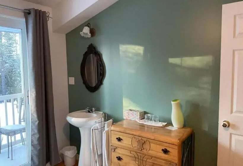 Aamiaismajoitus (B&B) Gite Du Lac Docteur