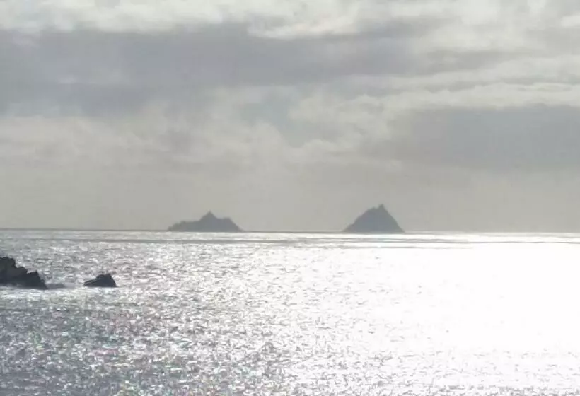 Horizon View Lodge Bed And Breakfast Glanleam Road Knightstown Valentia Island County Kerry V23 W447