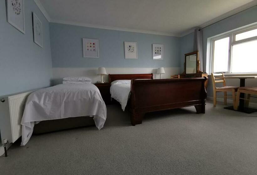 Horizon View Lodge Bed And Breakfast Glanleam Road Knightstown Valentia Island County Kerry V23 W447