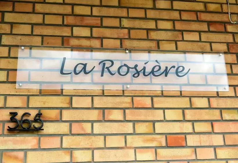 تختخواب و صبحانه La Rosière De Marcq