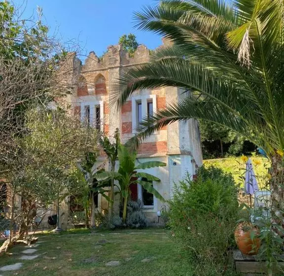 Aamiaismajoitus (B&B) La Tuilerie 1860