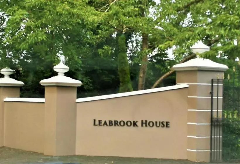 Aamiaismajoitus (B&B) Leabrook House