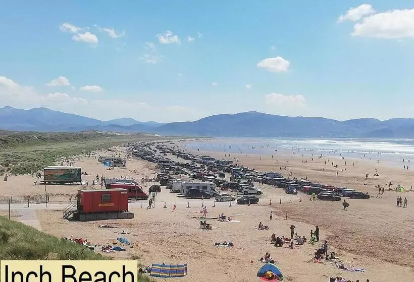 Aamiaismajoitus (B&B) Leabrook House