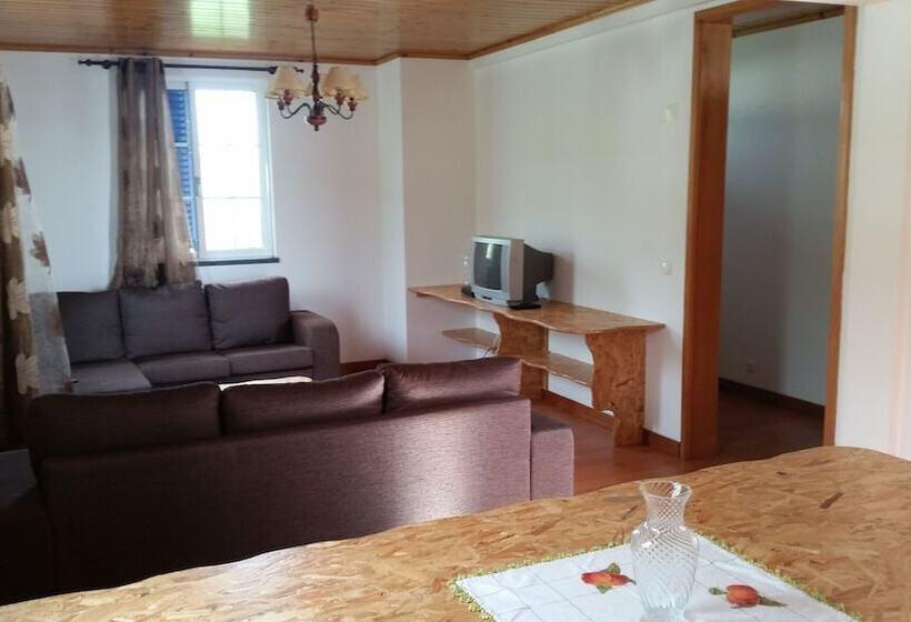 Guest House Host O Morro   Hostel