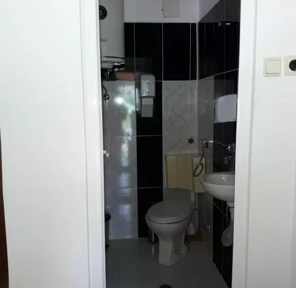ホテル хотел сандим