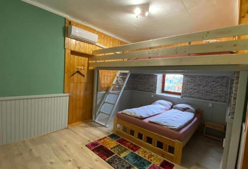 בית מלון כפרי Dobó Tanya