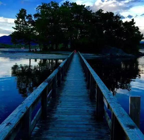 Hotelli Skånevik Fjord