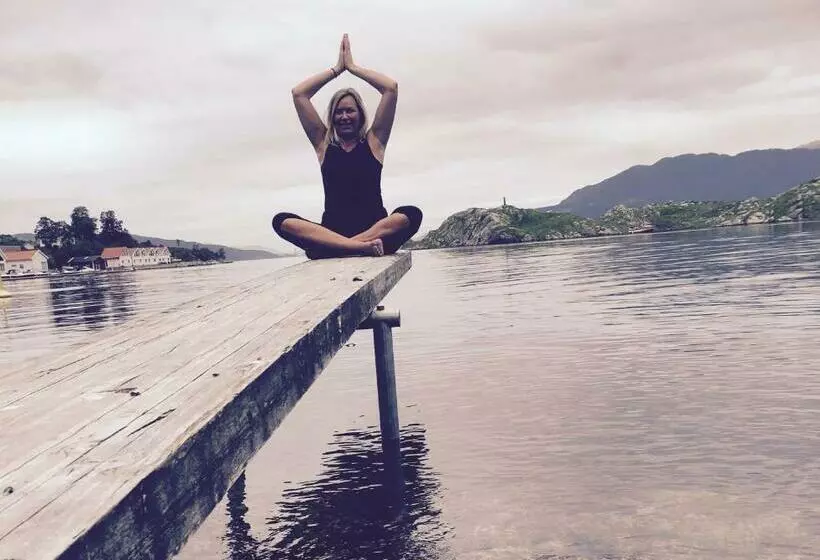 Hotelli Skånevik Fjord