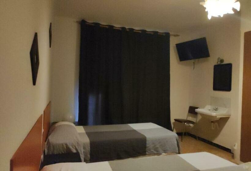 بنسيون Fonda Ca La Maria