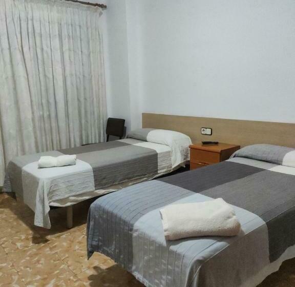 بنسيون Fonda Ca La Maria