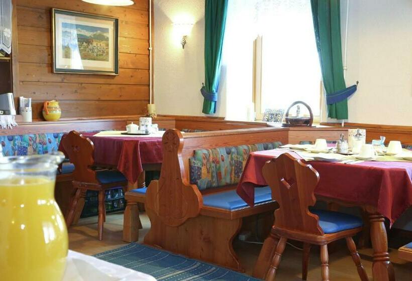 Пансион Gästehaus Fuchs