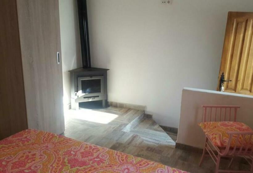 بنسيون Casa La Arracada