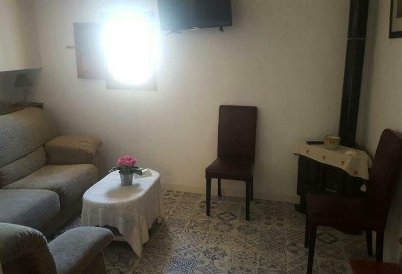 بنسيون Casa La Arracada