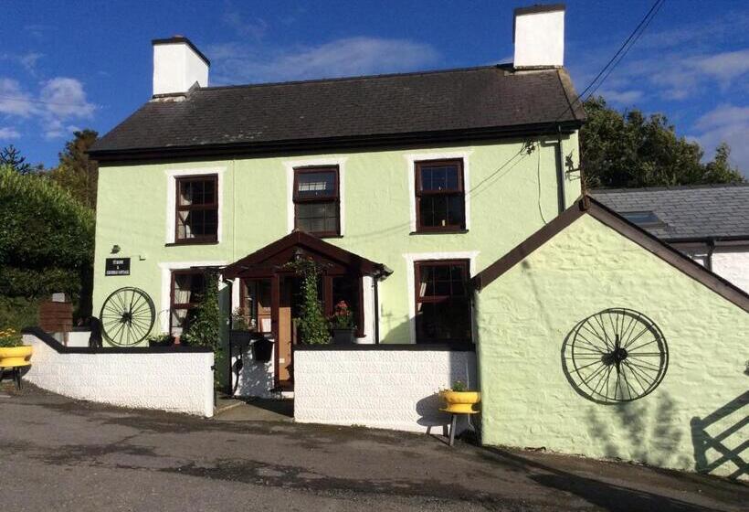 Ty Mawr At Bethania B&b Rooms And Crumble Cottage