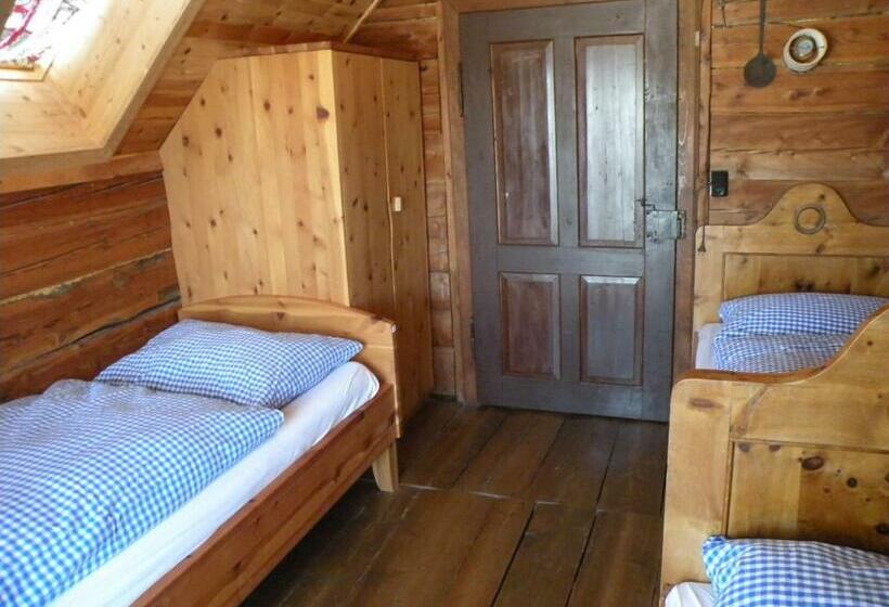 호스텔 Hiasl Zirbenhütte