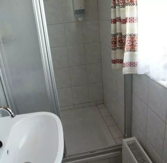 Retkeilymaja Hiasl Zirbenhütte