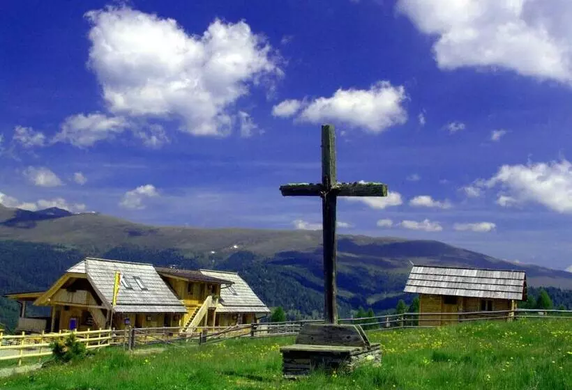 Retkeilymaja Hiasl Zirbenhütte