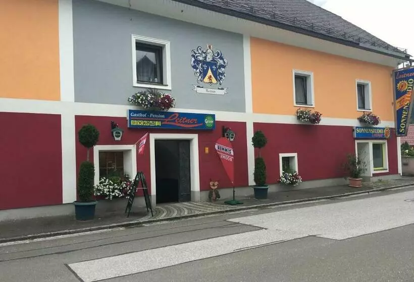 Retkeilymaja Leitner