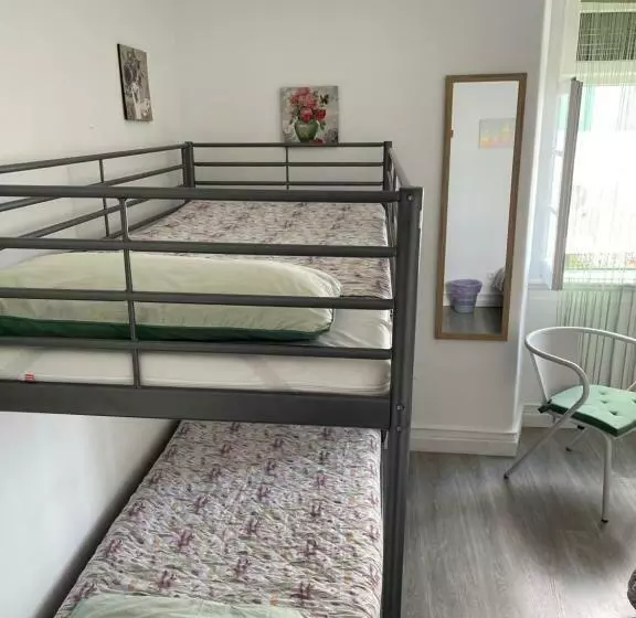 Aloha Hostel