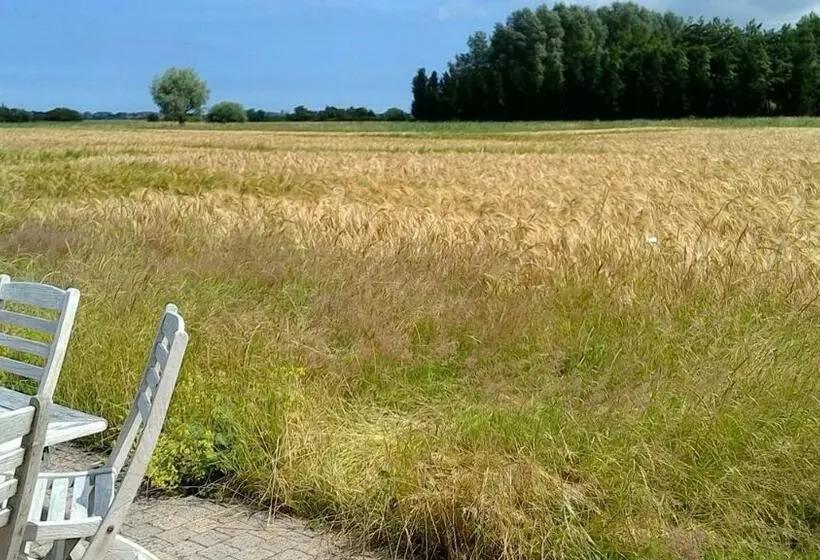 Aamiaismajoitus (B&B) Ateljee Devlaux