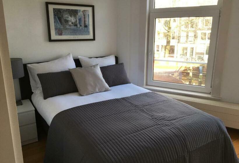 تختخواب و صبحانه Bridge Inn