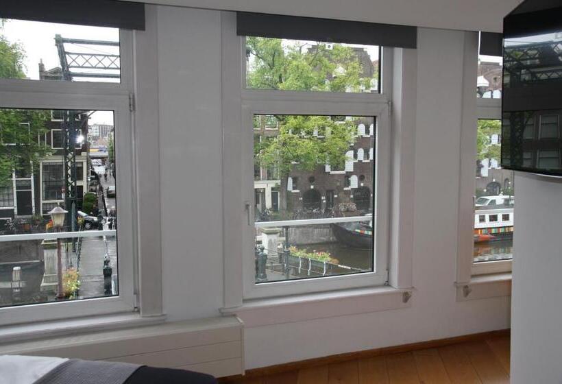 تختخواب و صبحانه Bridge Inn