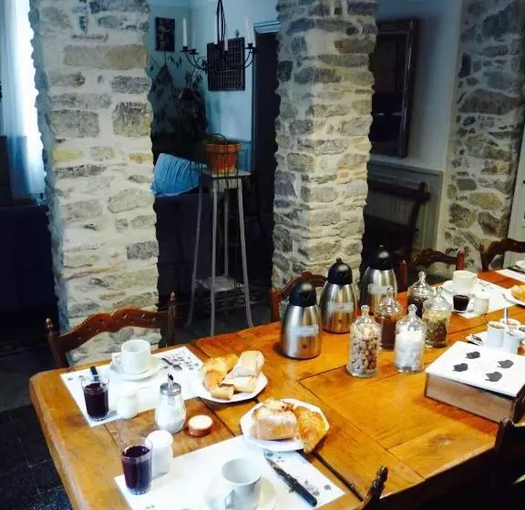 ベッドアンドブレックファースト Chez Lola Maison D Hôtes Corbières