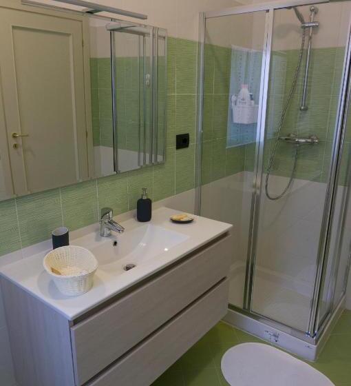 تختخواب و صبحانه Il Viale