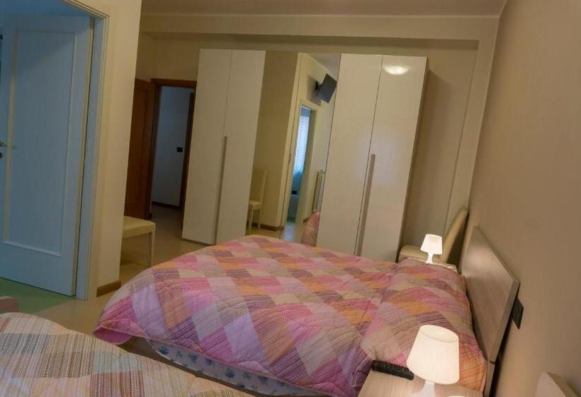 تختخواب و صبحانه Il Viale