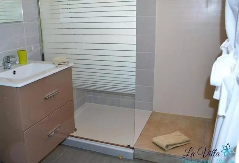 Aamiaismajoitus (B&B) La Villa Des Raspes   Holistique Spa   Adult Only