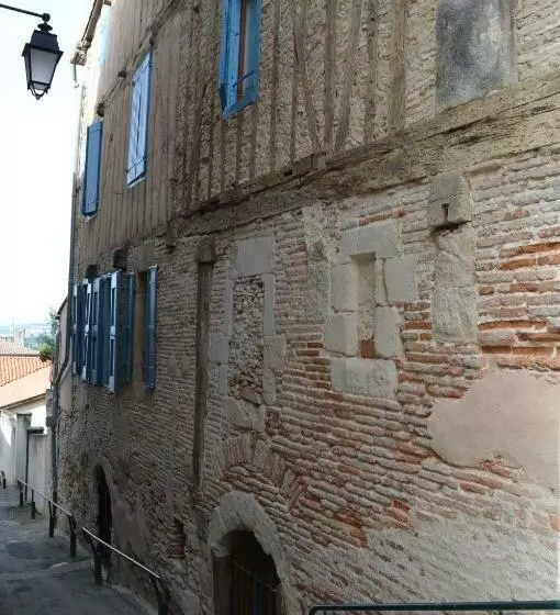 Aamiaismajoitus (B&B) Les Balcons Du Pastel