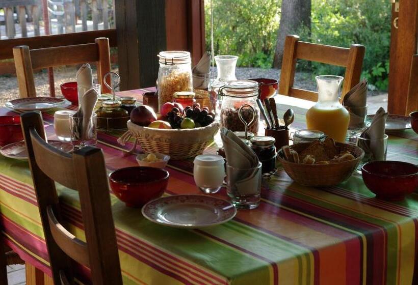 住宿加早餐 Mas De Font Chaude