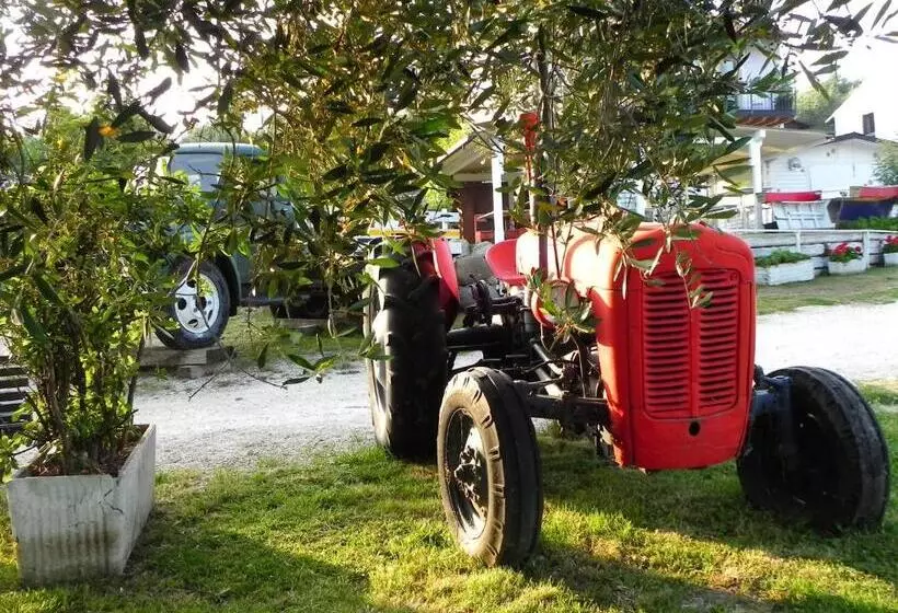 هتل Agriturismo 30
