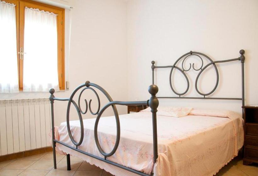 בית מלון כפרי Agriturismo San Lino Gilberto