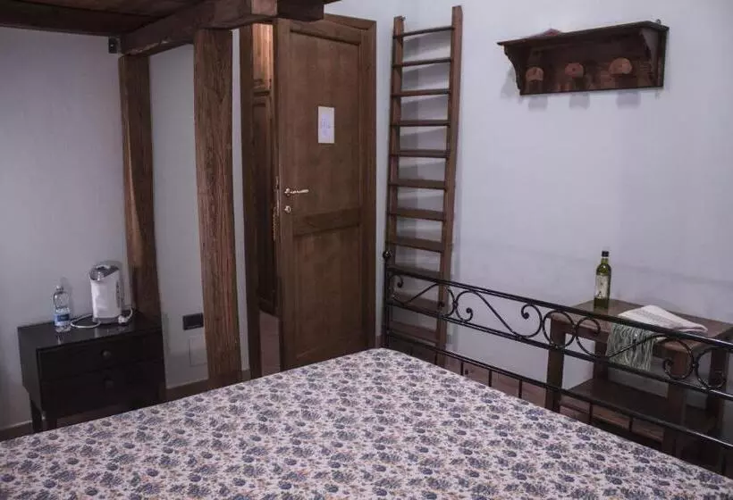 Hotelli Angolo Del Gelsomino