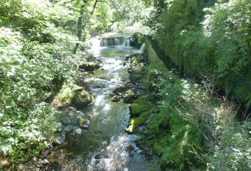 ホテル Rural La Pista