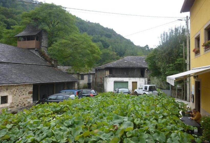 ホテル Rural La Pista