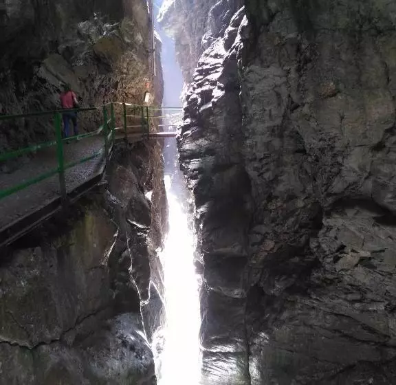 Majatalo Berghof Mehlan