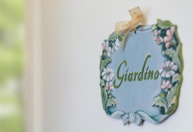 Pensione La Chiocarella