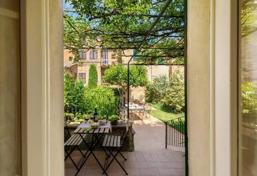 Majatalo La Chiocarella