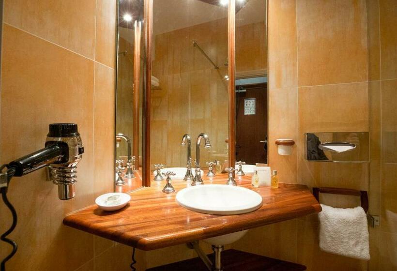 پانسیون Les Chambres De L Ecrit Vin   En Plein Coeur Du Centre Ville