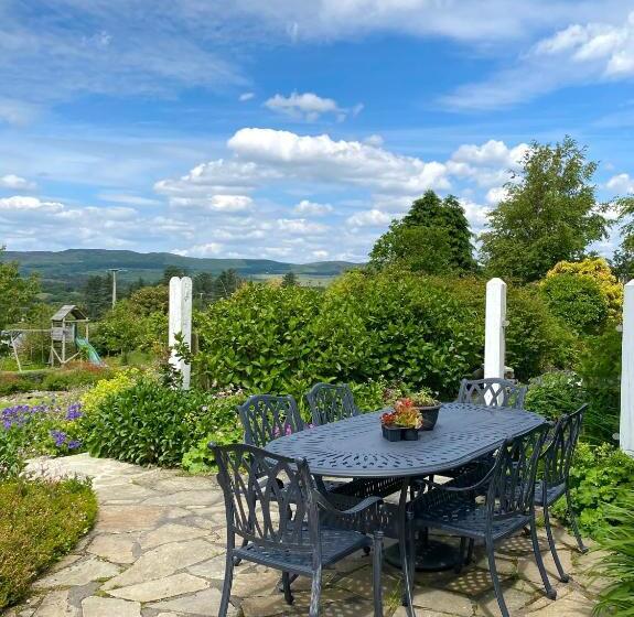 צימר Brook Lodge