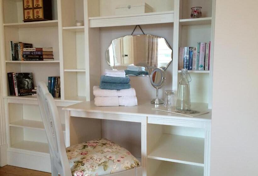 צימר Brook Lodge