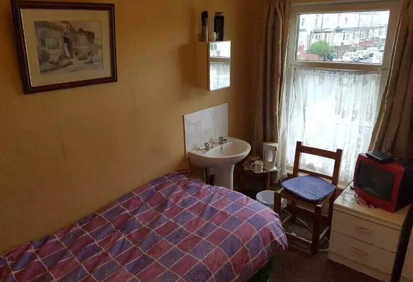 تختخواب و صبحانه Brookfield Guesthouse